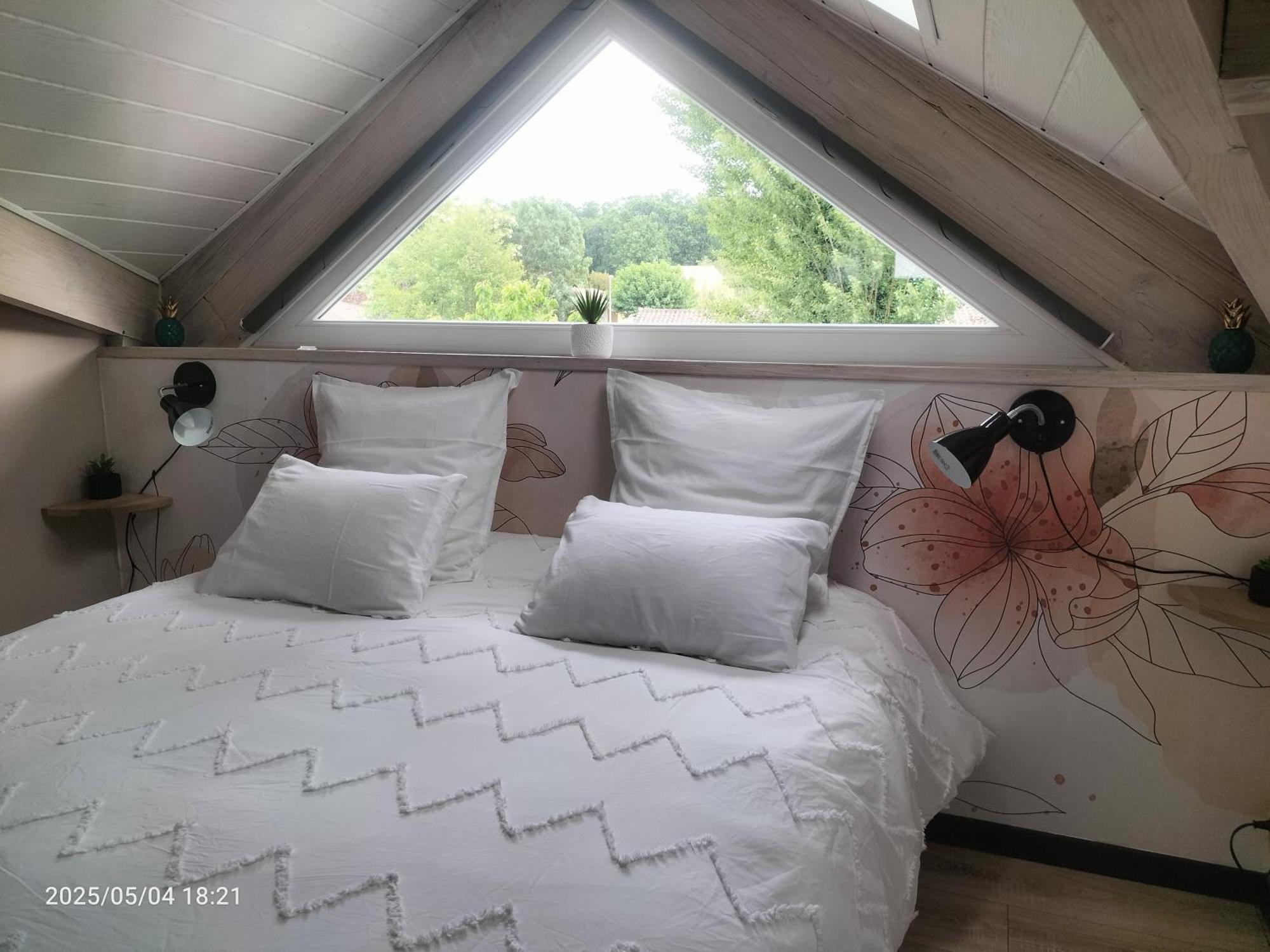 Appartamento Au Bord Du Vieux Moulin Mérignac Esterno foto